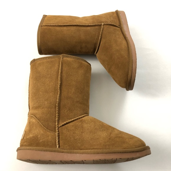 minnetonka olympia short boot